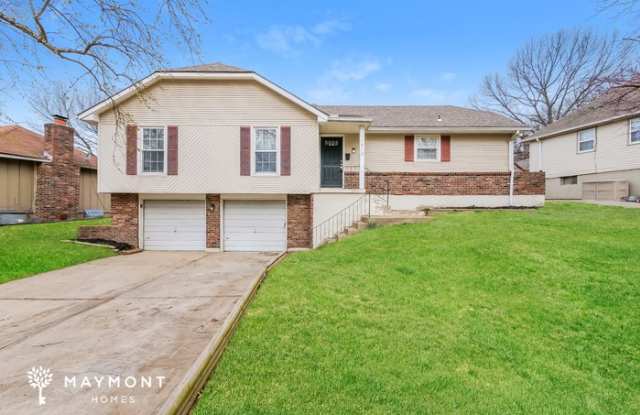 11912 Sycamore Avenue - 11912 Sycamore Avenue, Grandview, MO 64030