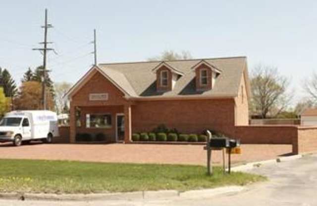 7949 W GRAND RIVER Road - 7949 East Grand River Avenue, Livingston County, MI 48114