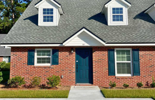 Brand new 3/2 with pool access!! photos photos