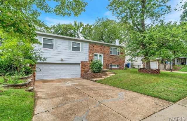 331 Sorrento Drive Gallery 3