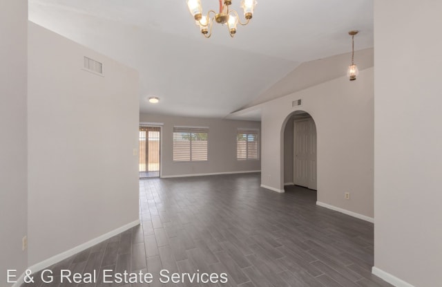 7304 W Oregon Ave - 7304 West Oregon Avenue, Glendale, AZ 85303