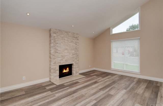 26881 Recodo Lane Gallery 2