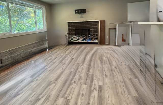 13945 102nd Ave Ne Gallery 1