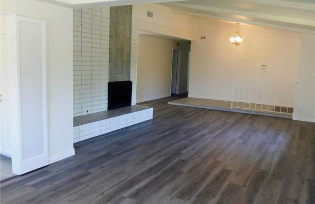 2346 Sarandi Grande Drive Gallery 4