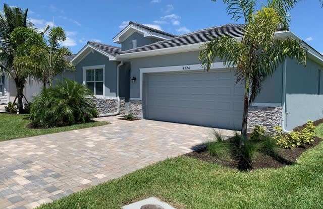 4320 Bluegrass Drive - 4320 Bluegrass Drive, Fort Myers, FL 33916