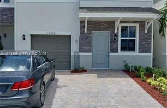 1790 SE 7th Ter th 1790 HOMESTEAD, FL 33034 - 1790 Southeast 7th Terrace, Homestead, FL 33034