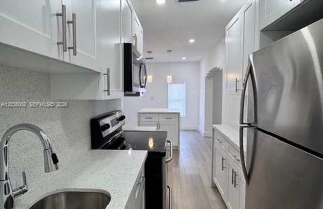 4783 NW Flagler Terrace, Miami, FL 33126 - 5270 photos photos