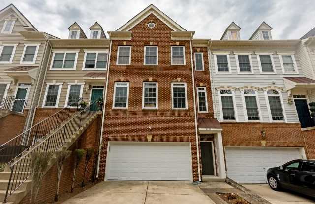 Astonishing 4 Level Townhome in Alexandria VA! photos photos