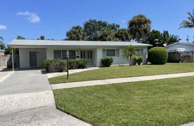 912 Laurel Rd - 912 Laurel Road, North Palm Beach, FL 33408