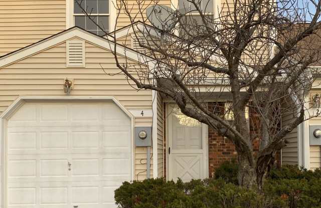 4 Birch Lane - 4 Birch Lane, Eatontown, NJ 07724