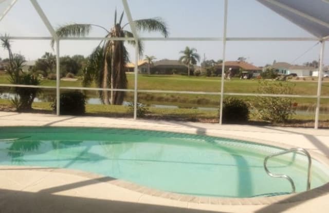 43 Pinehurst Court - 43 Pinehurst Court, Rotonda, FL 33947