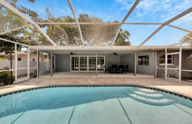 9622 Oakhurst Road - 9622 Oakhurst Road, Pinellas County, FL 33776