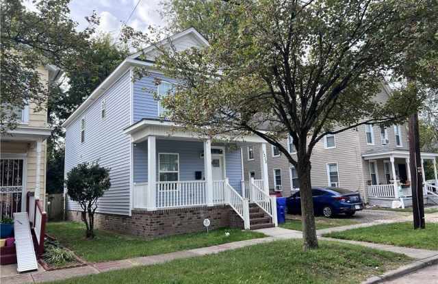 1315 W 27th Street photos photos