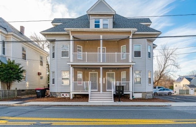 956 Bridge Street - 956 Bridge Street, Lowell, MA 01850