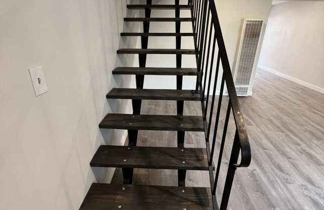 429 West Elk Avenue - 429 West Elk Avenue, Glendale, CA 91204 429 West Elk Avenue - 429 West Elk Avenue, Glendale, CA 91204