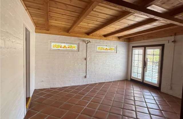 3008 Palm Avenue photos photos