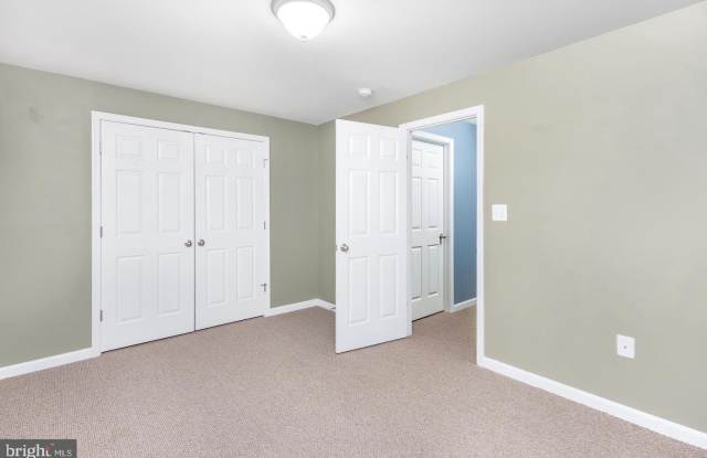 16104 MOUNTAIN EAGLE Court Gallery 4