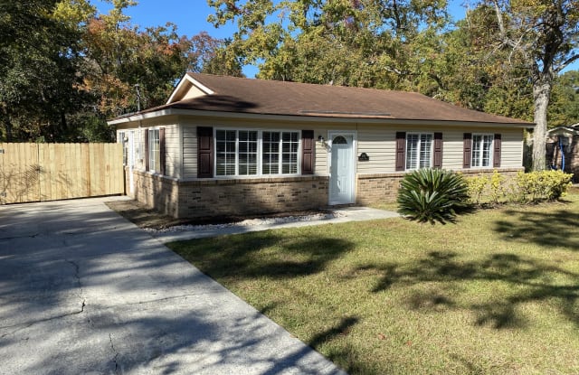 1717 Drayton Drive - 1717 Drayton Drive, Port Royal, SC 29935