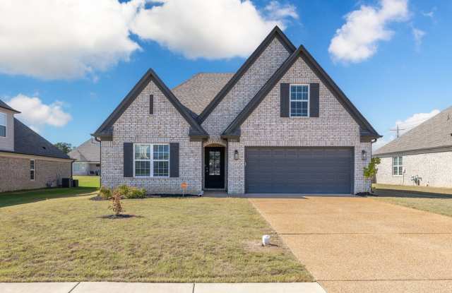 4 bedroom, 3 bath built in 2022 in Southaven near Snowden Grove - 8561 Lana Drive, Southaven, MS 38672