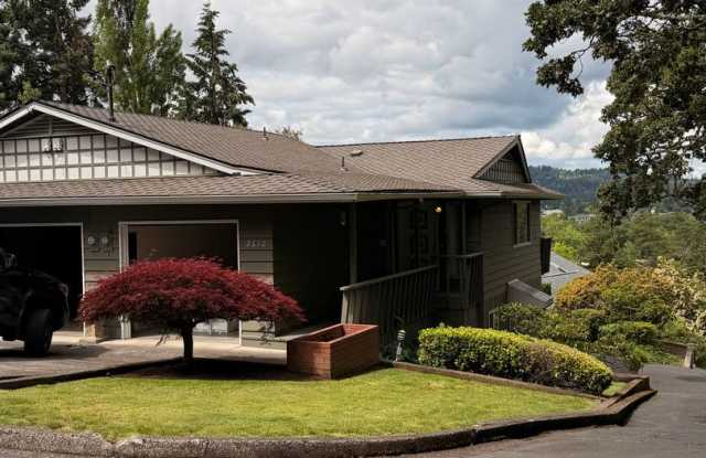 2-Bedroom 1 1/2- bathroom Townhouse style duplex. photos photos 2-Bedroom 1 1/2- bathroom Townhouse style duplex. photos photos
