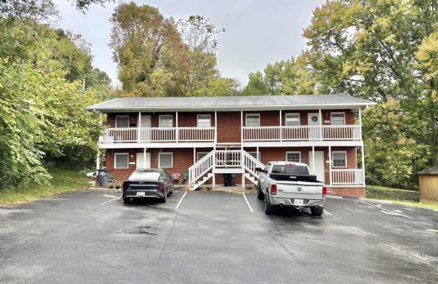 1529 Suncrest Drive unit: 8 photos photos
