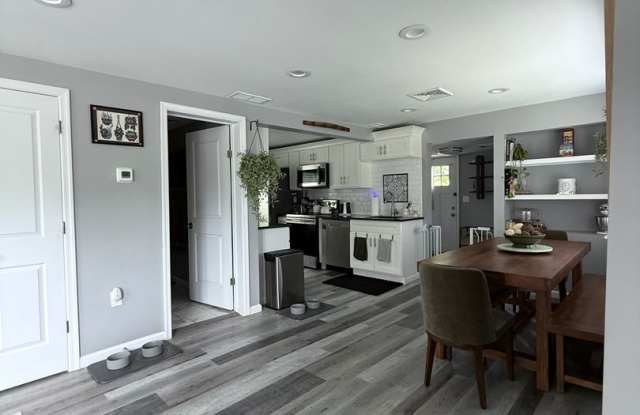 ✨ Charming Emmaus Home with Modern Updates  Great Location ✨ photos photos