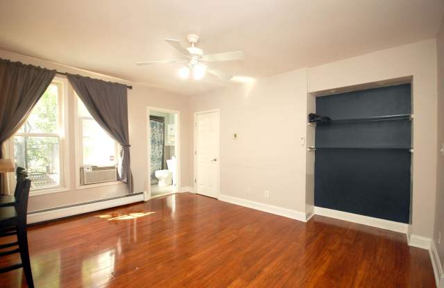 109 BOWERS ST Gallery 2