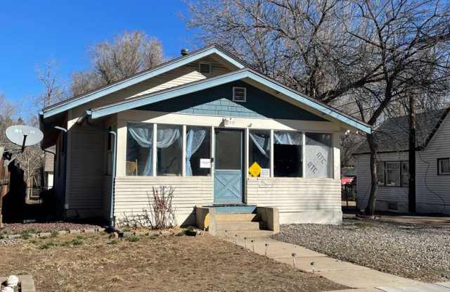 STUDENTS WELCOME! Historic 4-Bedroom / 2-Bath Home in Old Town - 420 Laporte Avenue, Fort Collins, CO 80521