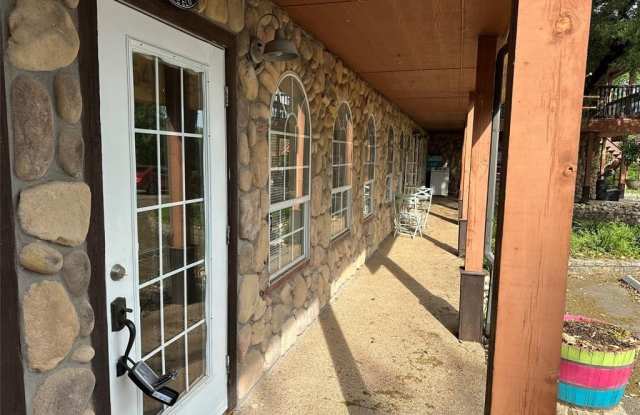 200 E Elm Street - 200 East Elm Street, Glen Rose, TX 76043