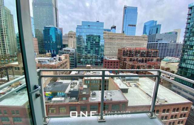 232 W Illinois Gallery 4