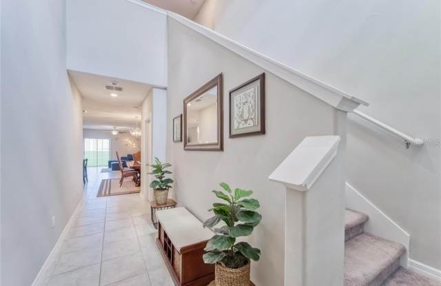 11918 MIRACLE MILE Drive Gallery 3