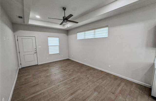 512 Brito Lane Gallery 4