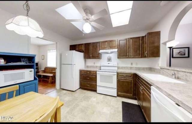 2904 Lantana Lakes Dr E Gallery 3