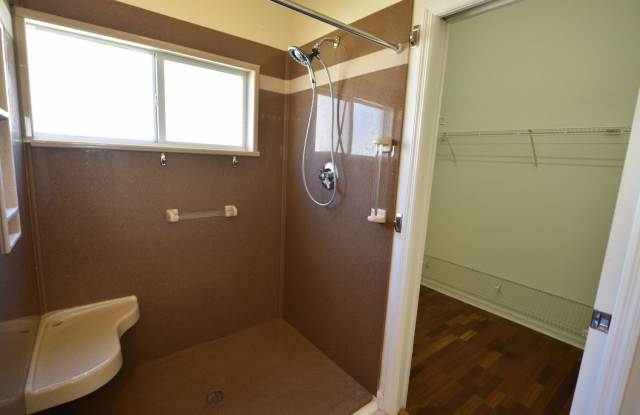 2814 Graphite Court Gallery 2