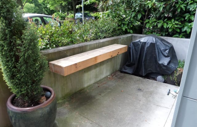 1822 11th Ave - 1822 11th Ave, Seattle, WA 98122