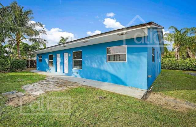 13753 Oleander Ave - 13753 Oleander Avenue, Juno Beach, FL 33408