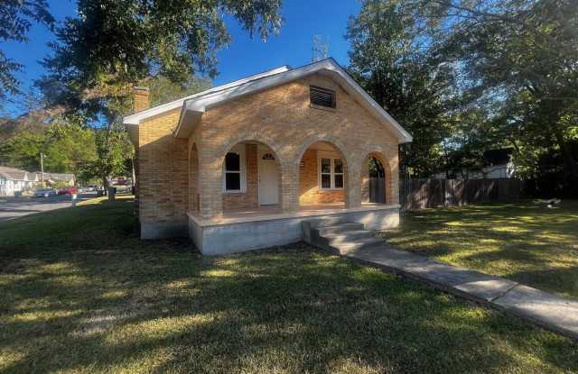 300 Gardner Street photos photos