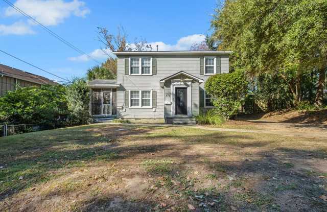 Renovated Midtown Apartment photos photos