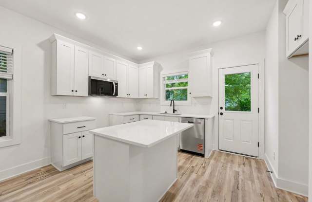 3BED/3BATH NEW CONSTRUCTION Gallery 4