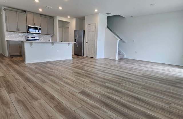 2110 CRAPE JASMINE Lane Gallery 2