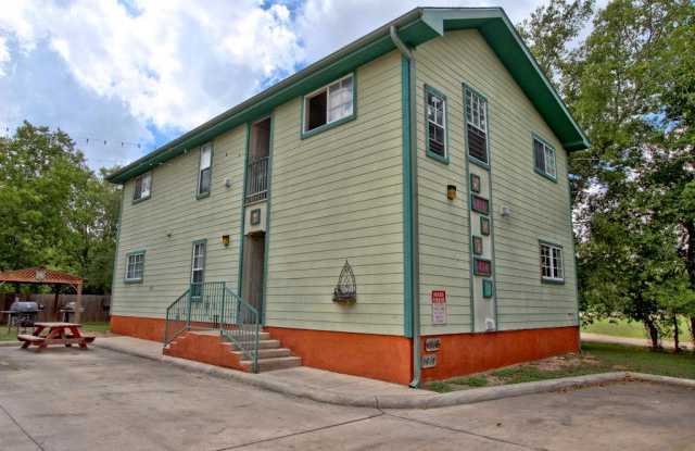 1420 River Rd - 1420 River Road, San Marcos, TX 78666