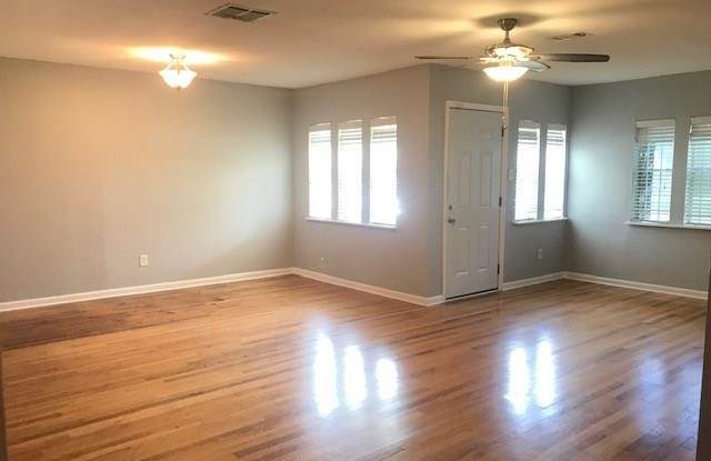5242 Pomander Road Gallery 4