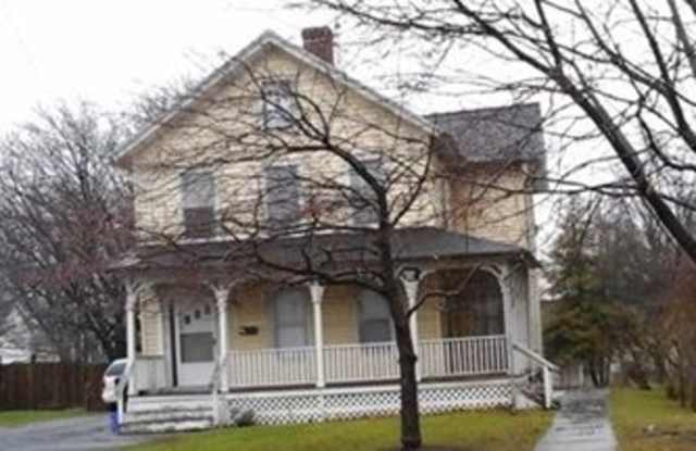 192 Fall Street - Up photos photos