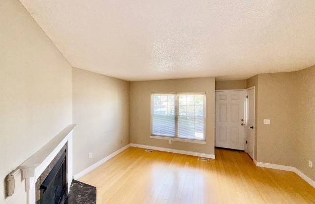Charming 2 Bedroom Townhome in Briargate with so much new! Gallery 4