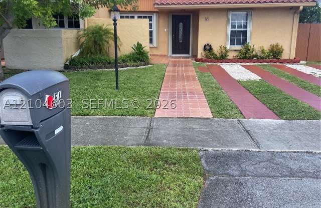 54 NW 109th Ct Gallery 1