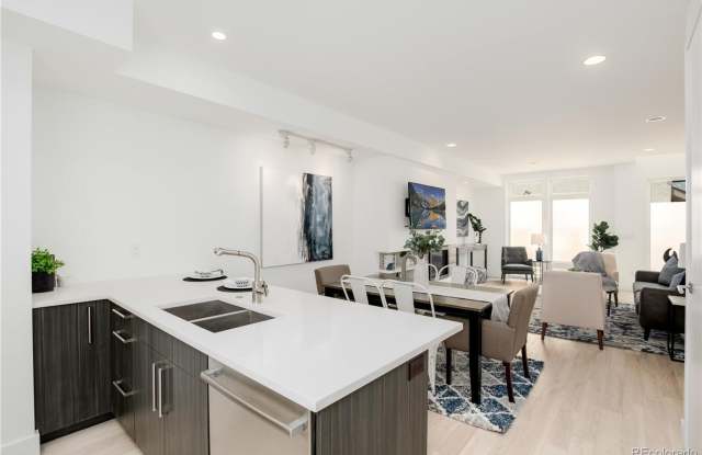 Modern Cherry Creek Townhome! Gallery 2