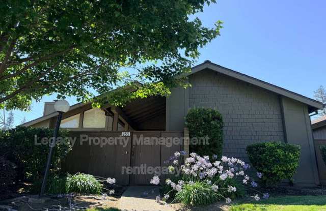 255 Munroe St photos photos