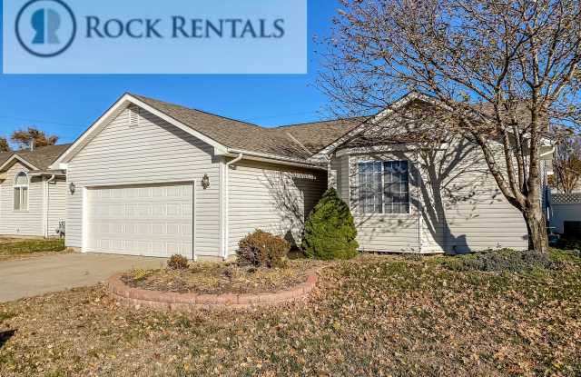 Beautiful 3 Bed 2 Bath Home in Quiet Neighborhood photos photos