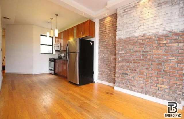 977 jefferson avenue Gallery 2