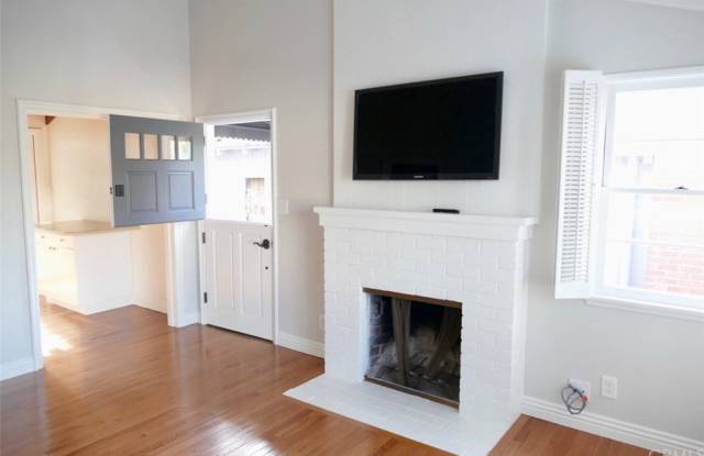 451 Osgood Court Gallery 2